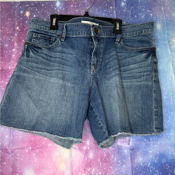 Loft Jean shorts - Picture 1 of 3